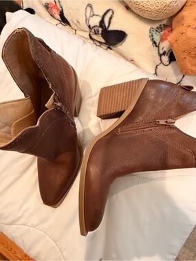 Crown Vintage Brown Leather Ankle Booties with Block Heel